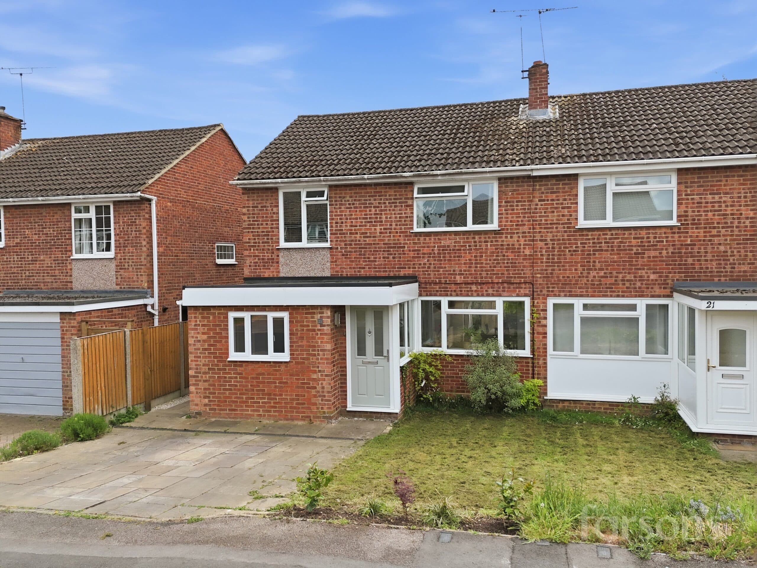 Poppy Close, Pilgrims Hatch, CM15