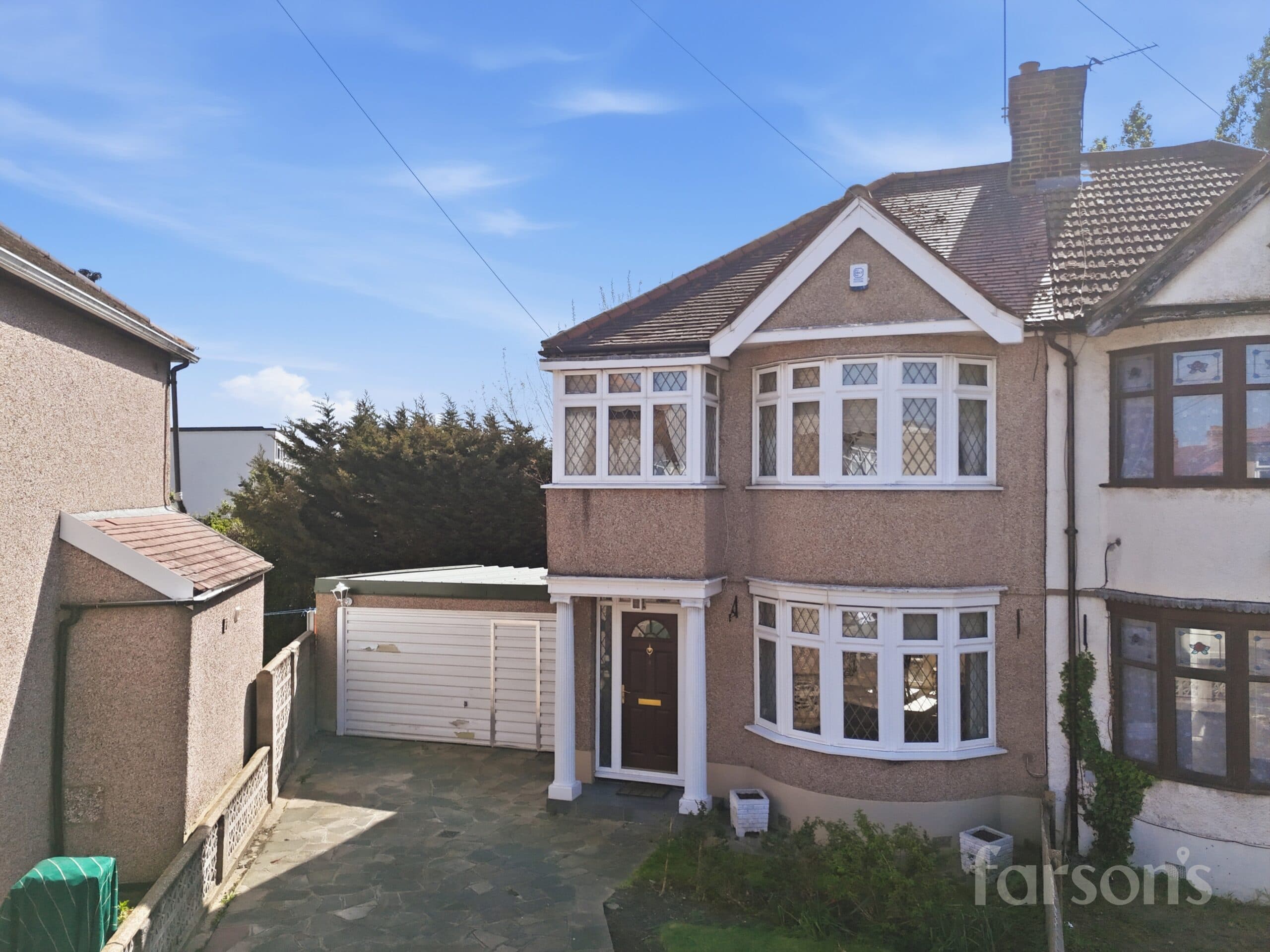 Temple Avenue, Dagenham, RM8